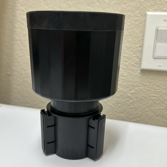 NWOT Black Cup Holder for Car - Expandable Adjustable Base & Portable - Picture 7 of 12
